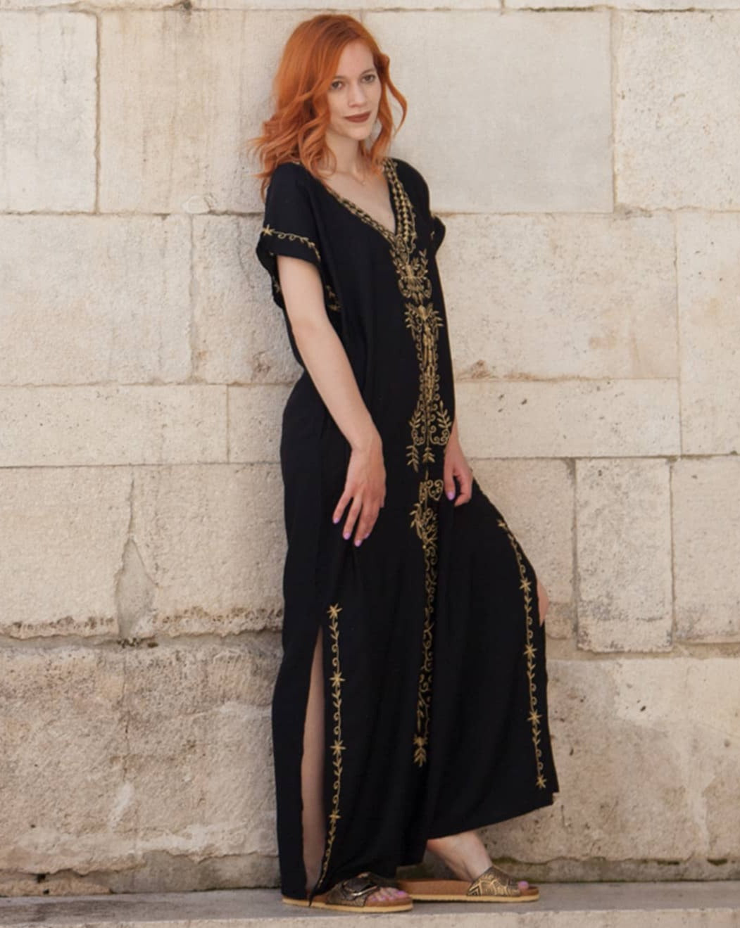 Kaftan luxo preto e dourado